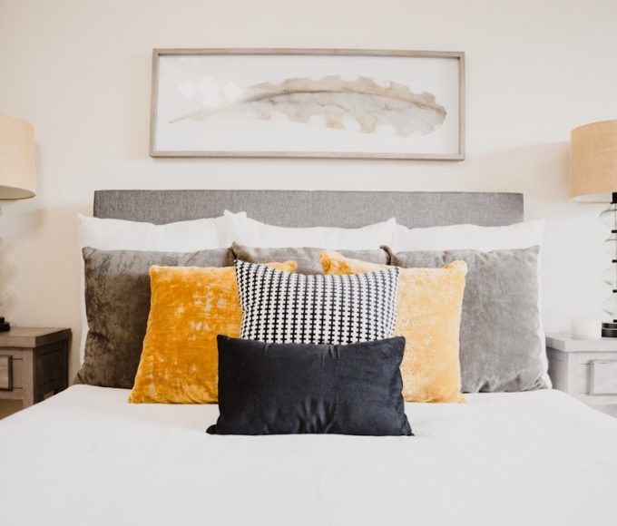 The premium fiber mattress fitted sheet remains in close call with the body The premium fiber mattress fitted sheet remains in close call with the body