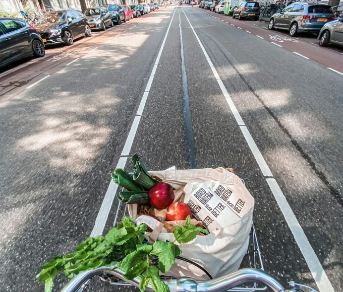 Revolutionizing Retail Excellence: HIKD’s AIoT Vision 2024